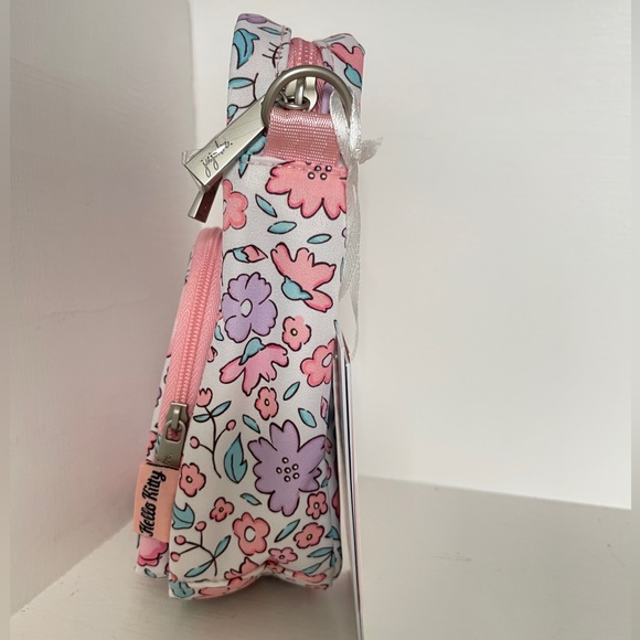 JuJuBe Hello Kitty Mini Helix - Hello Floral - Picture 5 of 9